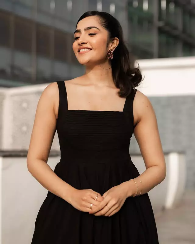 Rukmini Vasanth Radiates Elegance in Saree