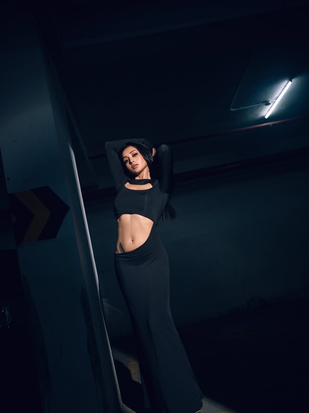 Mimi Chakraborty Stuns in Elegant Ivory Saree Look Mimi Chakraborty Stuns in Elegant Ivory Saree Look