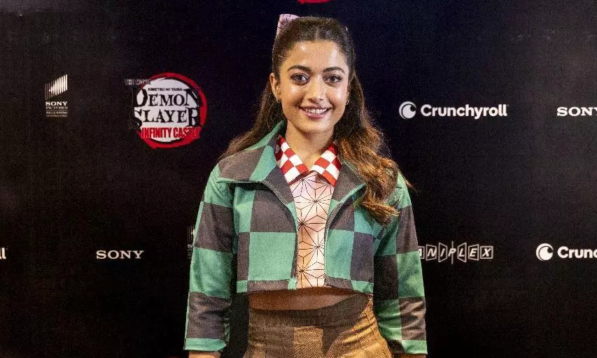 డీమన్ స్లేయర్ స్క్రీనింగ్ లో అతడితో సందడి చేసిన రష్మిక!