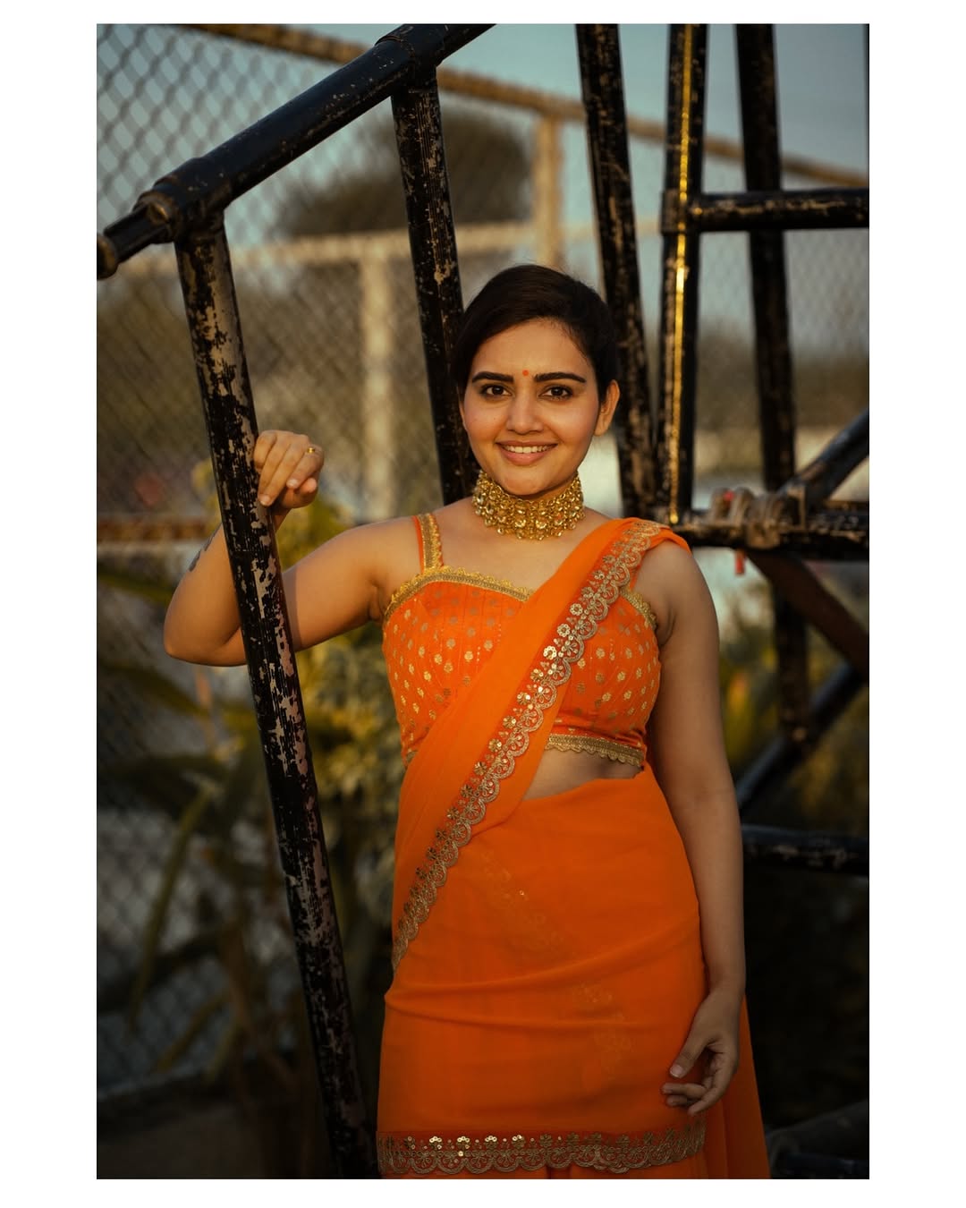 Sonia Singh’s Latest Photoshoot in Singapore Captivates Fans Sonia Singh’s Latest Photoshoot in Singapore Captivates Fans