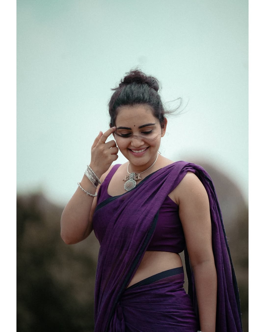 Sonia Singh’s Latest Photoshoot in Singapore Captivates Fans Sonia Singh’s Latest Photoshoot in Singapore Captivates Fans