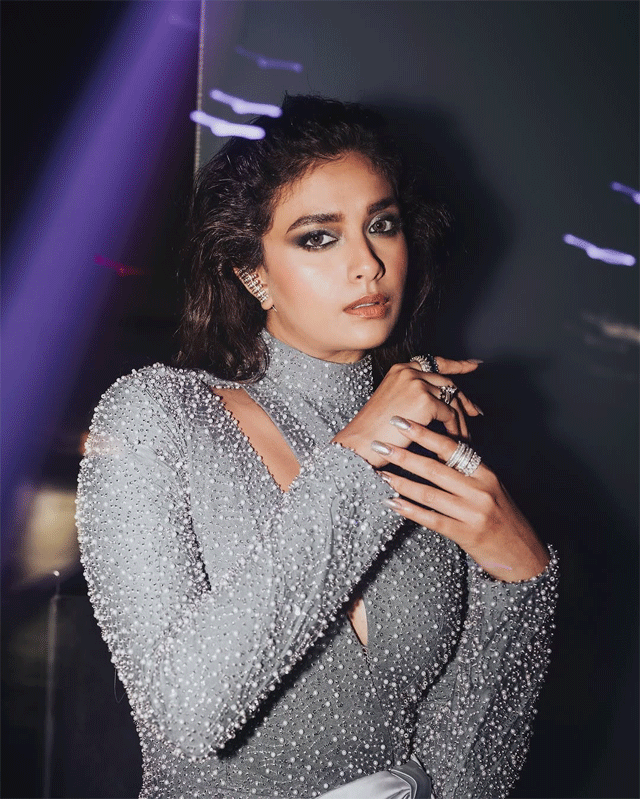 Keerthy Suresh Is Just Vibin in Stunning New Photo