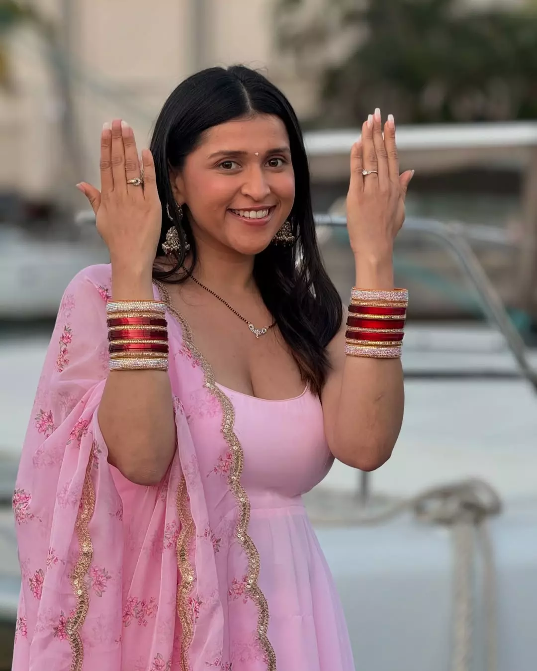 Emerald Enchantress: Mannaras Radiant Reveal Emerald Enchantress: Mannaras Radiant Reveal