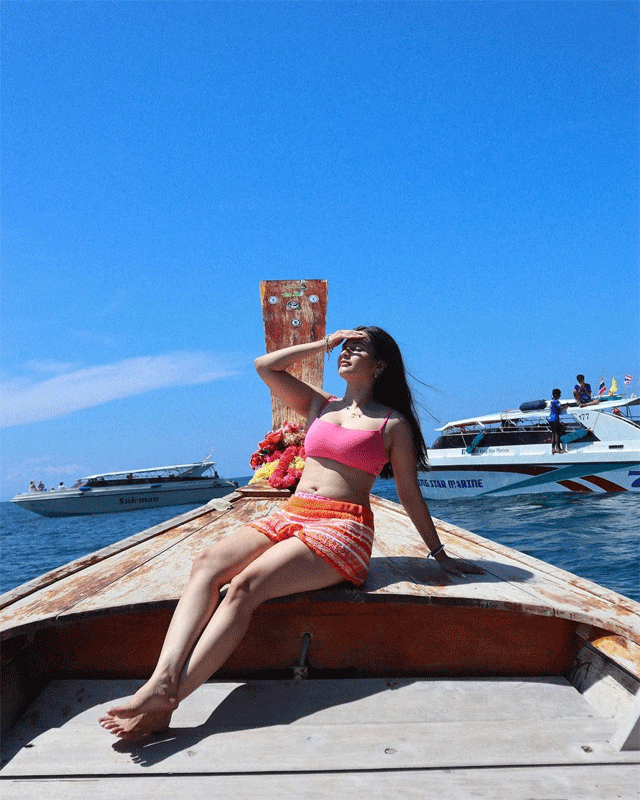 Ramya Pasupuletis Radiant Glow in Pink Elegance Ramya Pasupuletis Radiant Glow in Pink Elegance