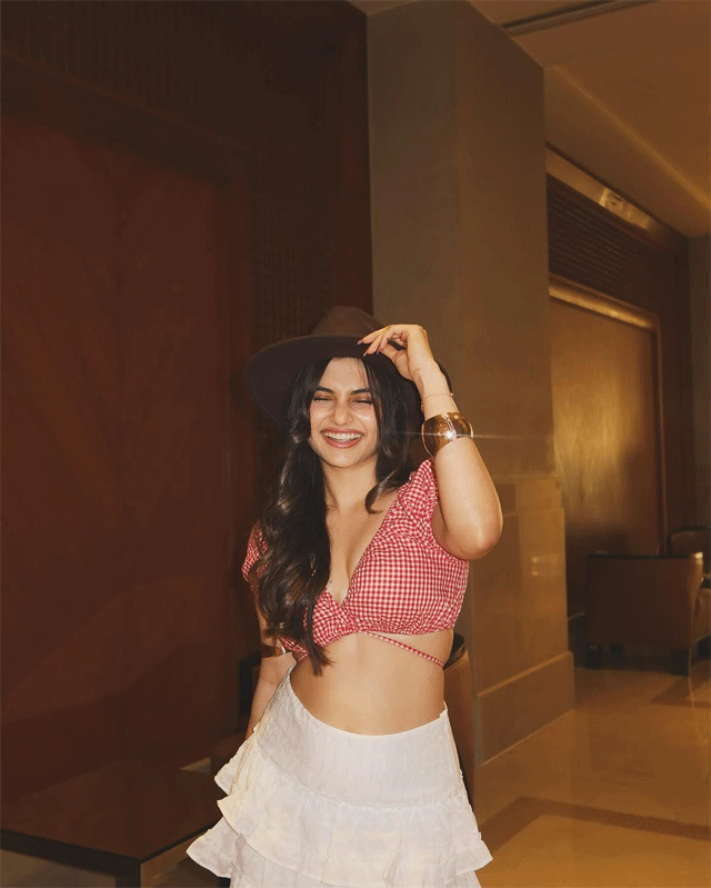 Ramya Pasupuletis Radiant Glow in Pink Elegance