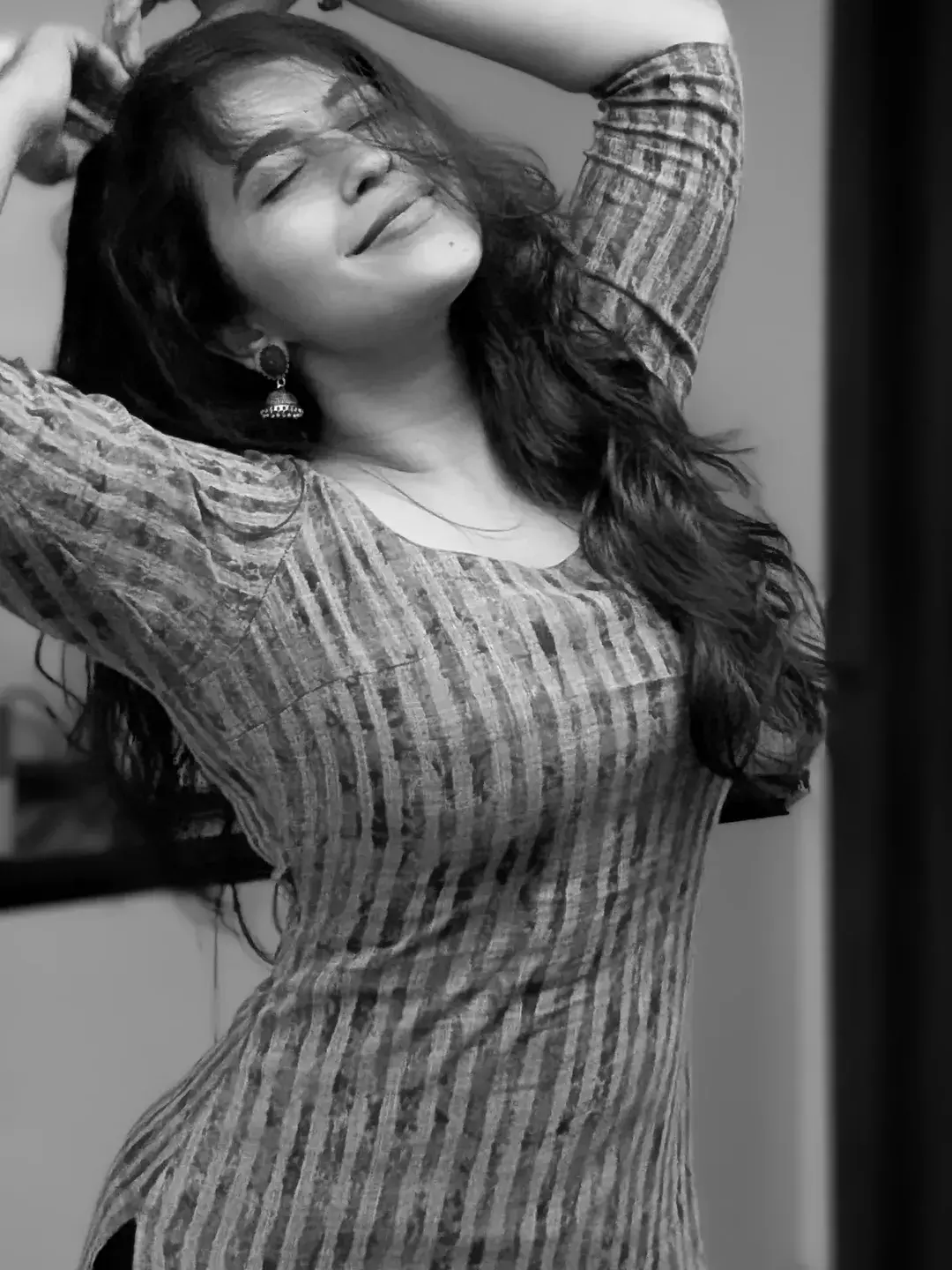 Komalee Prasad’s Monochrome Magic: A Play of Light and Shadows