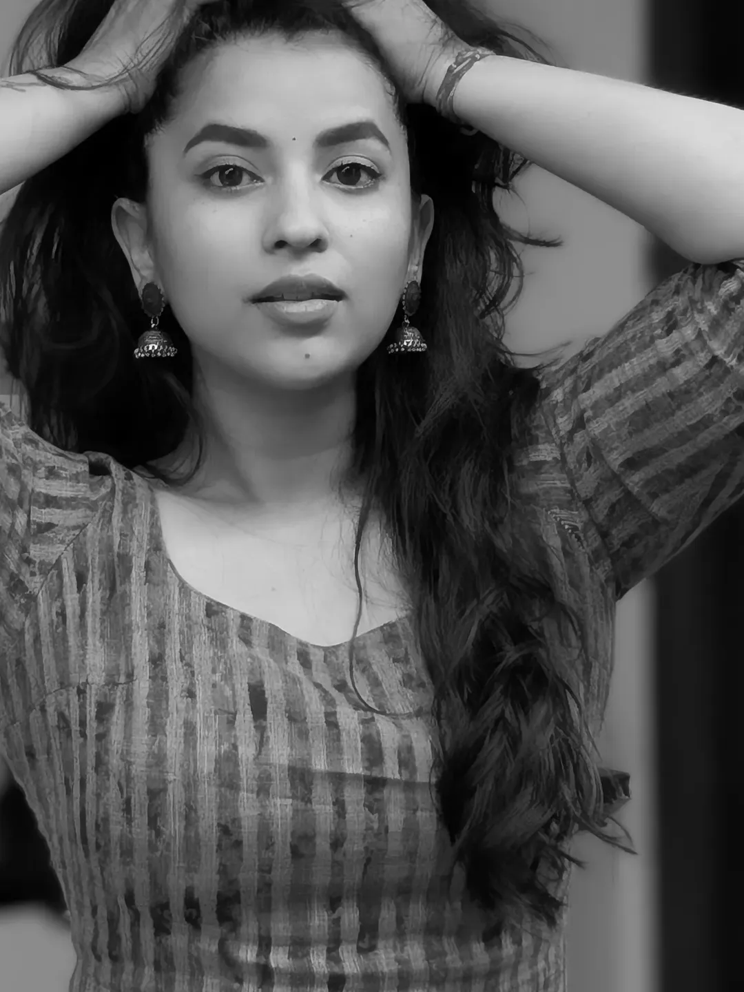 Komalee Prasad’s Monochrome Magic: A Play of Light and Shadows