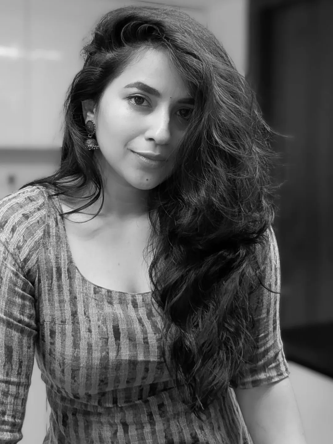 Komalee Prasad’s Monochrome Magic: A Play of Light and Shadows