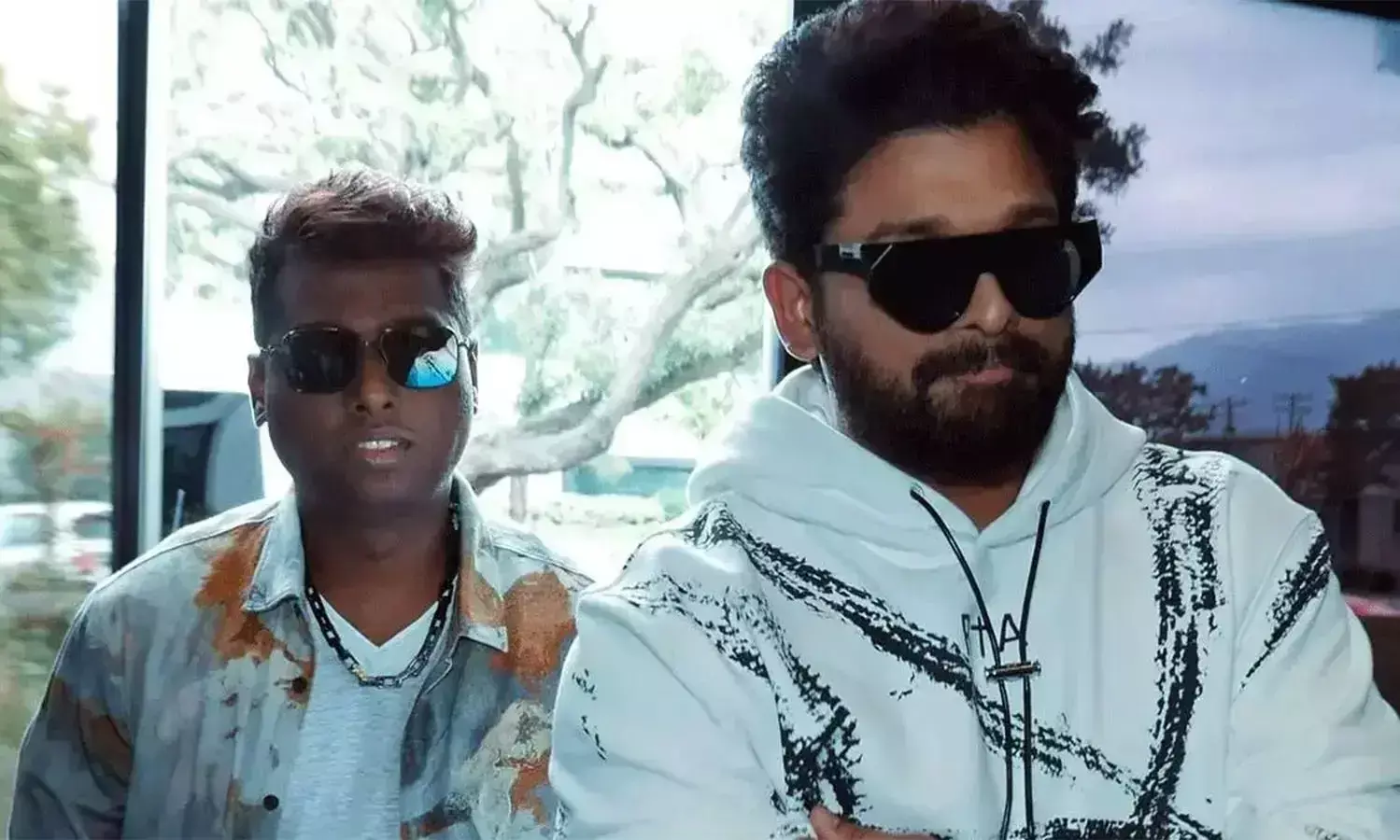 గల్ఫ్ ఎడారిలో మోస్ట్ అవైటెడ్ AA22 x A6 గల్ఫ్ ఎడారిలో మోస్ట్ అవైటెడ్ AA22 x A6