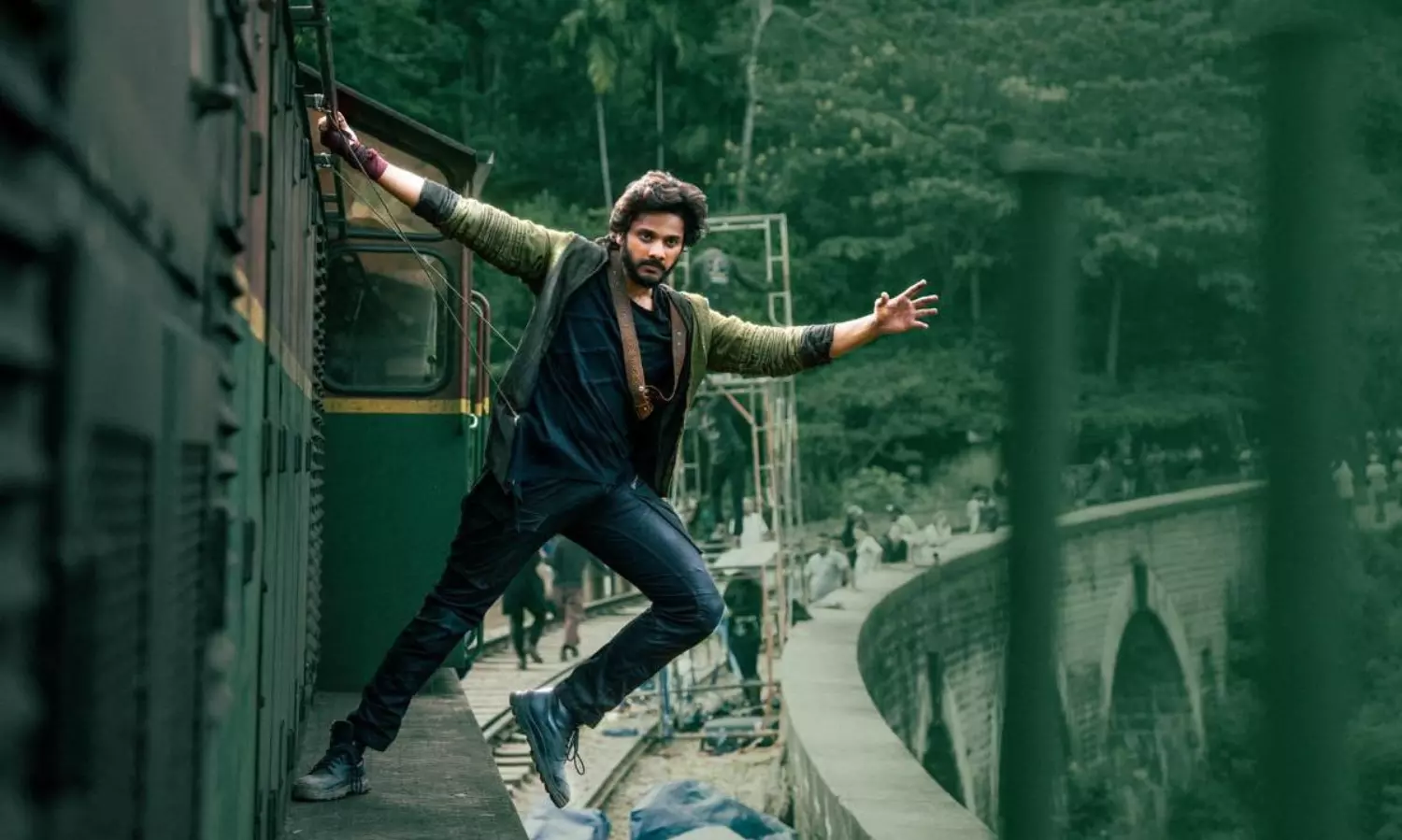 మిరాయ్ లో ఆ సీక్వెన్స్ గూస్ బంప్స్.. తేజ మామూలుగా కష్టపడలేదు!