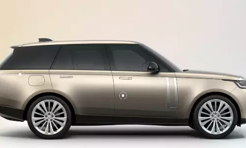 రేంజ్ రోవర్ ప్రియులకు శుభవార్త.. నిజం తెలిస్తే ఎగిరిగంతేస్తారు!