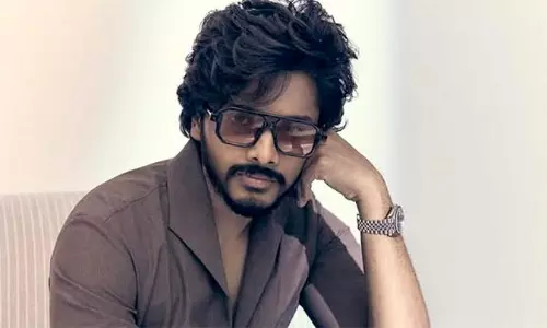 ఇండియన్ సూపర్ హీరోస్ అందరినీ కలిపితే.. తేజ సజ్జ ప్లాన్ అదుర్స్..!