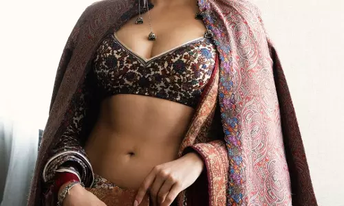 Janhvi Kapoor: A Regal Ode to Kashmiri Heritage