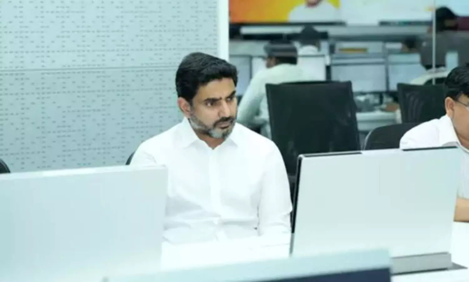 అనంతలో భారీ బహిరంగ సభ.. అయినా ఆర్టీజీఎస్ లోనే మంత్రి లోకేశ్!