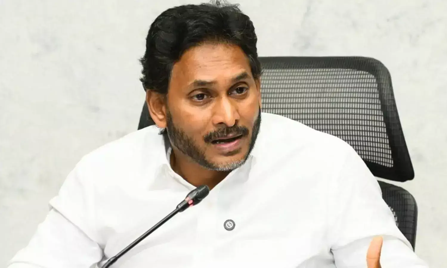 మా వాళ్లదే తప్పు.. జగన్