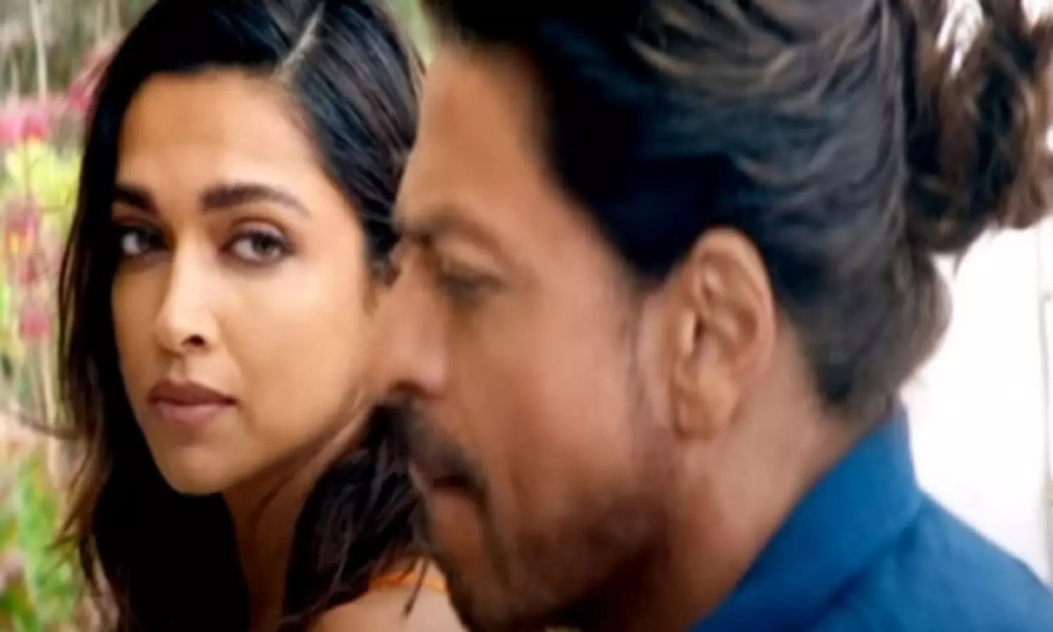 ఆ కేసులో షారుక్, దీపిక‌కు ముంద‌స్తు బెయిల్