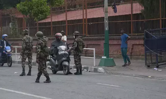 ఖైదీల పరారీ.. ఆర్మీ కాల్పులు.. తాత్కాలిక ప్రభుత్వం దిశగా జెన్‌-జెడ్‌ యువత.. సాధ్యమేనా?