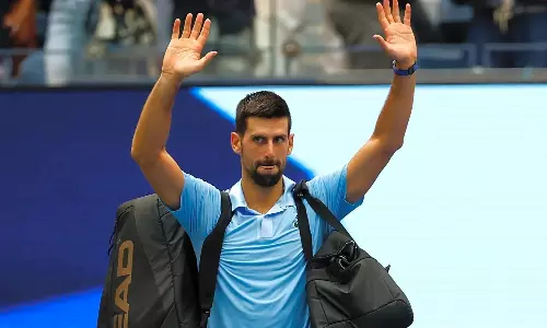 ప్ర‌భుత్వంపై యువ‌త ఆగ్ర‌హం..దేశం వీడిన‌ టెన్నిస్ ఆల్ టైమ్ గ్రేట్‌!