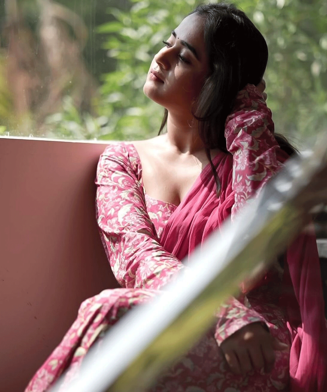 Deepthi Sunaina’s Instagram Photos Gives You Fashion Goals Deepthi Sunaina’s Instagram Photos Gives You Fashion Goals