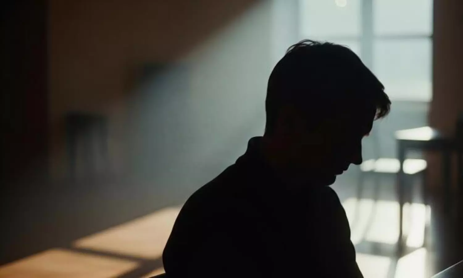 గుట్కా యాడ్‌పై  ప్ర‌శ్నించిన‌ జ‌ర్న‌లిస్టును తిట్టేసిన హీరో