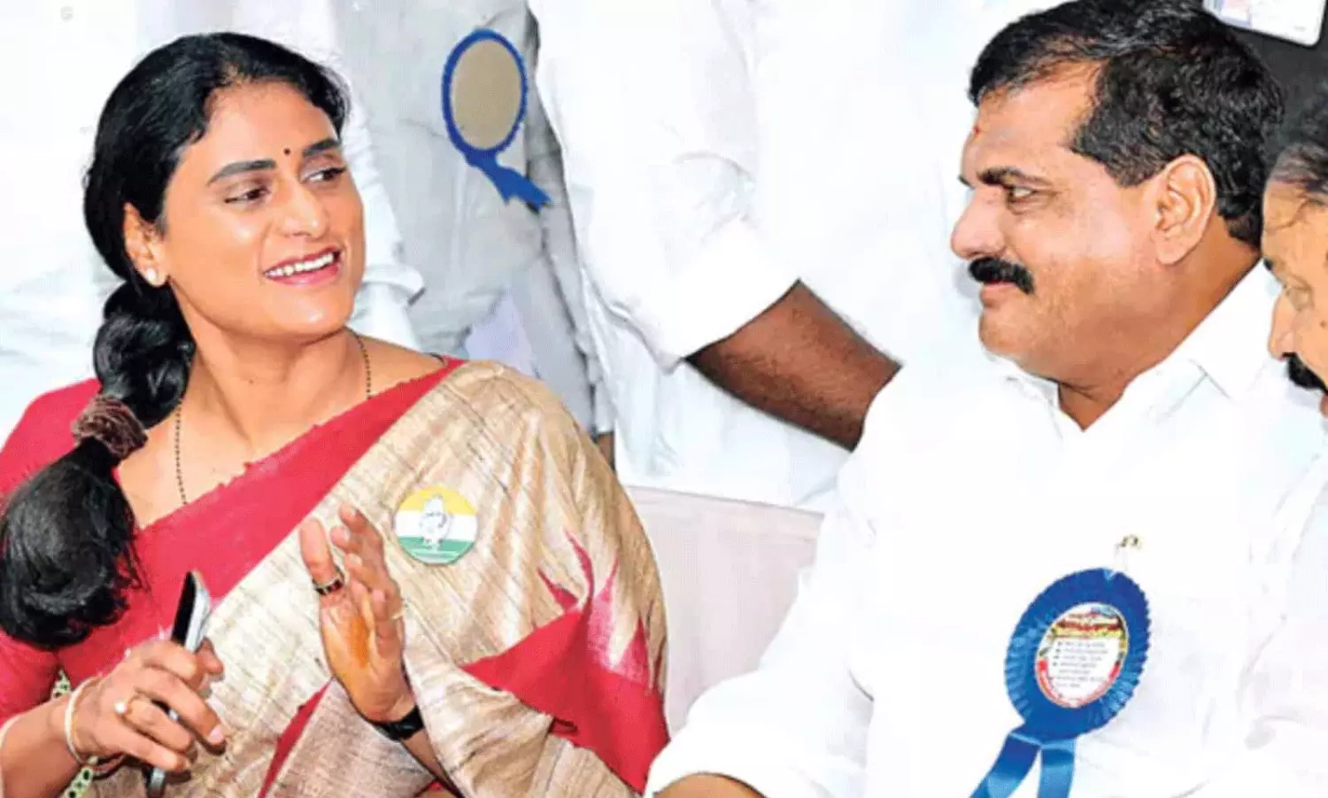 ఒకే వేదికపై షర్మిల, బొత్స.. విజయవాడలో అరుదైన కలయిక! ఒకే వేదికపై షర్మిల, బొత్స.. విజయవాడలో అరుదైన కలయిక!