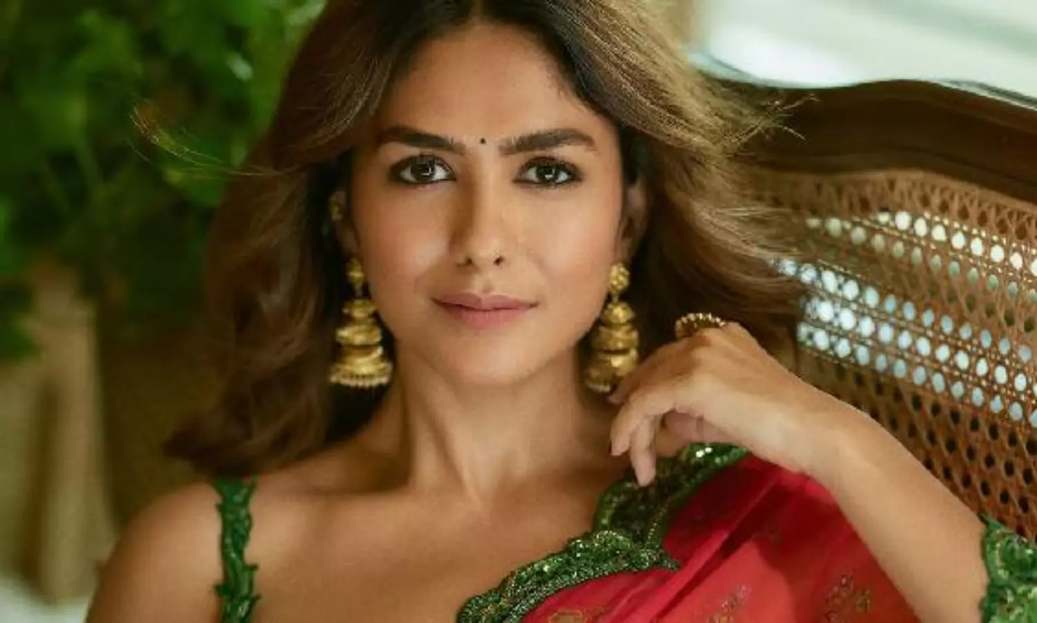 బాదం నూనేతోనే బ్యూటీ రెట్టింపు! బాదం నూనేతోనే బ్యూటీ రెట్టింపు!