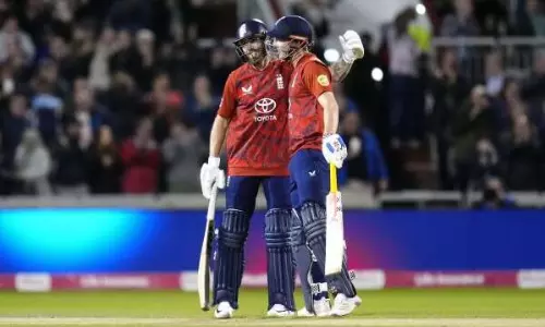 టి20 ఇన్నింగ్స్ లో 300... బ‌జ్ బాల్ ఇంగ్లండ్ బాదేసింది..