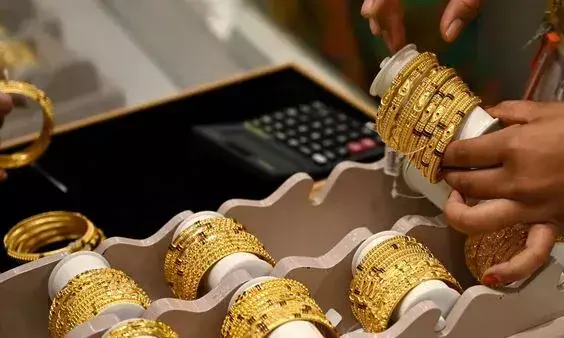 శాంతించిన బంగారం ధరలు.. సామాన్యుడికి ఊరట దొరికేనా?