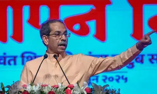 భార‌త్ వ‌ర్సెస్ పాక్ క్రికెట్‌పై రాజ‌కీయ దుమారం:  ఏం జ‌రిగింది?