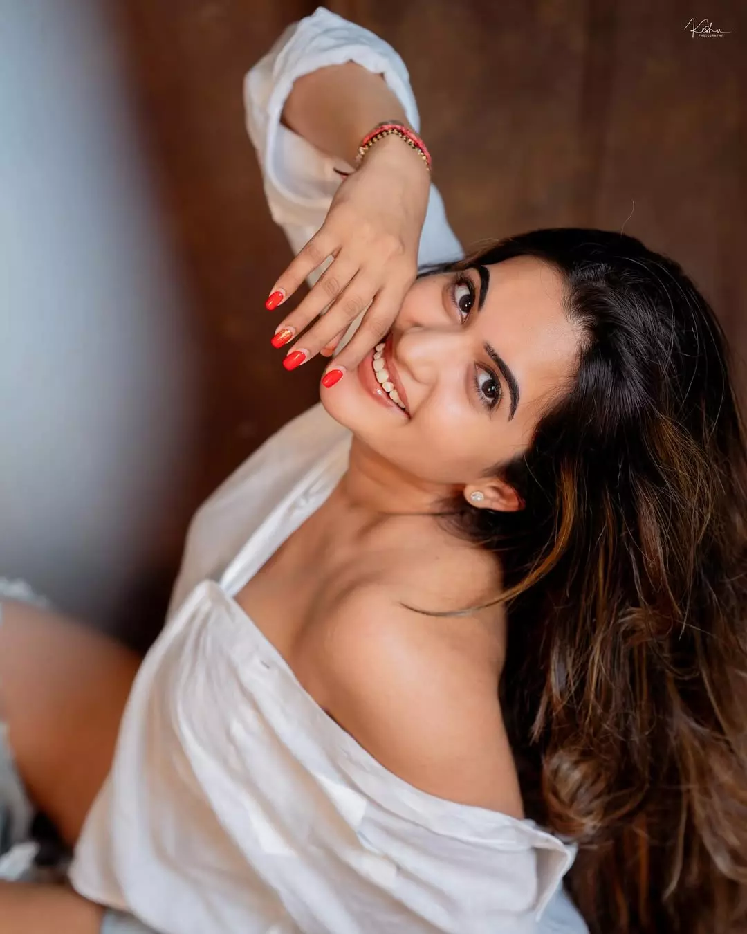 Sravanthi Unbottons The Shirt Sravanthi Unbottons The Shirt