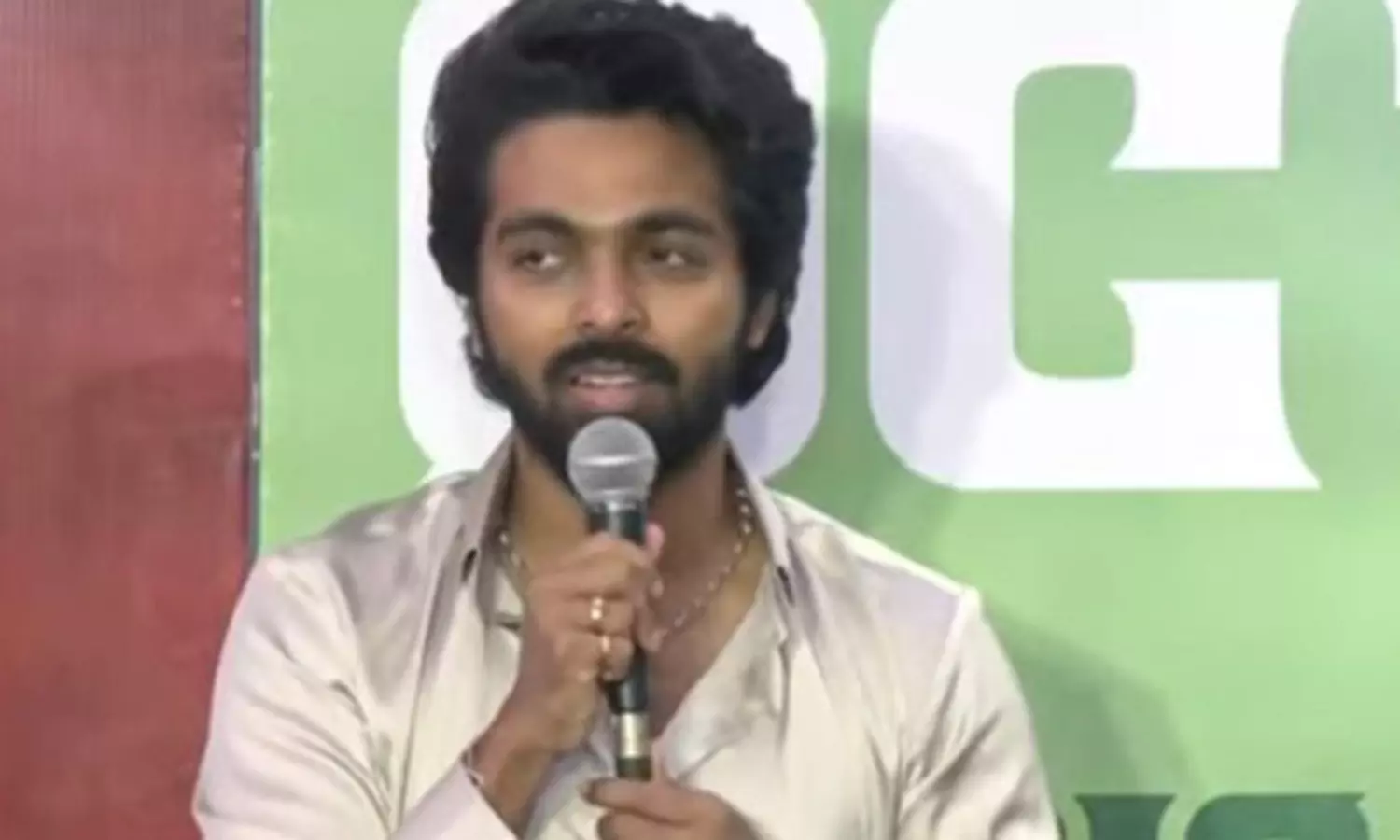 ధ‌నుష్ అడిగినా అందుకే ఆ పాత్ర చేయ‌లేదు