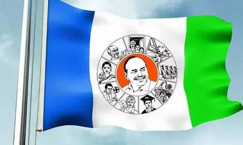 మూడు వైపుల నుంచి వైసీపీని వాయించేస్తున్నారుగా !