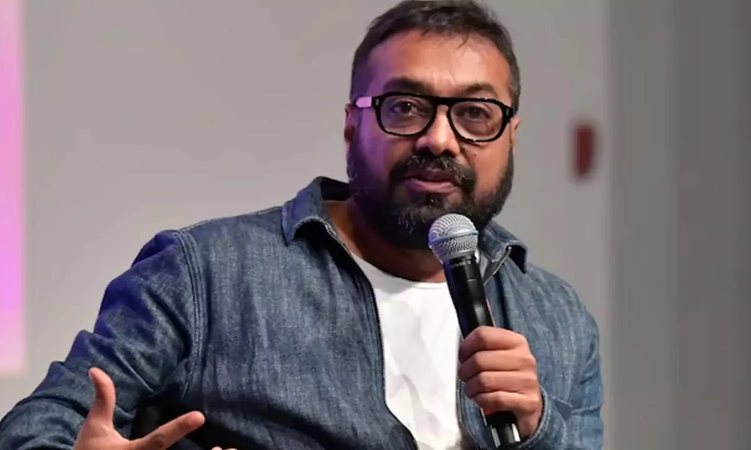 కోహ్లీ బయోపిక్ కి దర్శకత్వం వహించను.. అనురాగ్ ఊహించని కామెంట్స్!