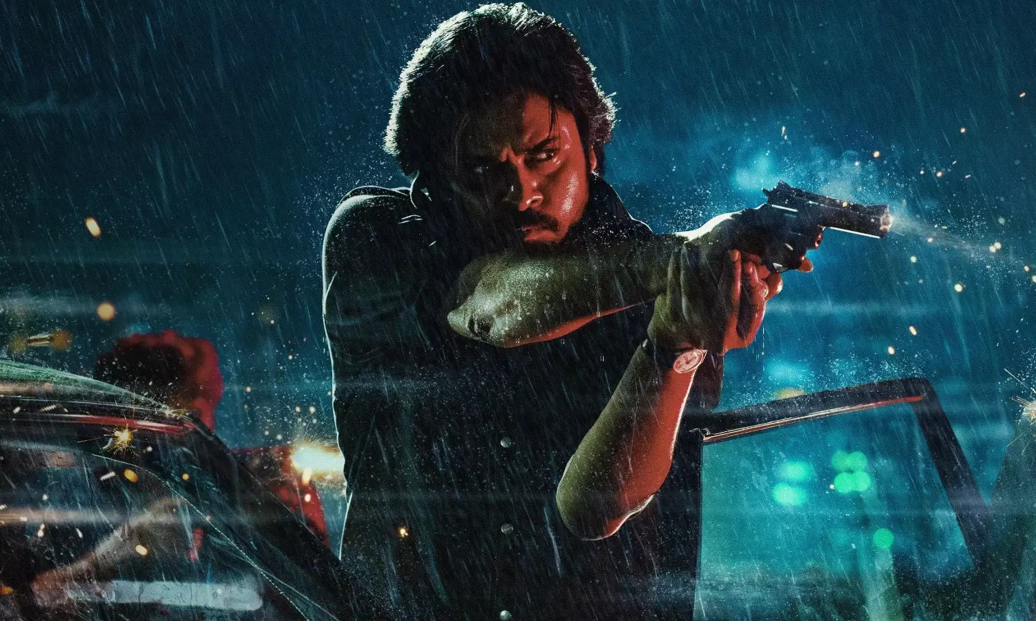 మెగా ఫ్యాన్స్ కు షాక్.. ఓజీకి నో ప్రీమియర్స్ కానీ...