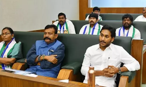 అసెంబ్లీకి వైసీపీ...జగన్ కొత్త ప్లాన్ చేస్తున్నారా ?