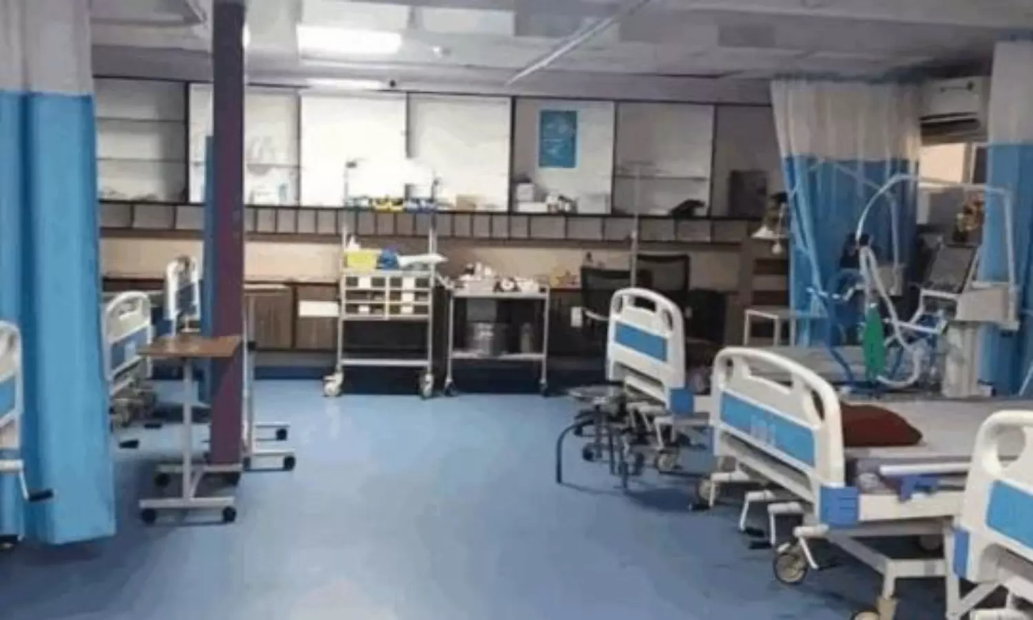 కూటమికి చిక్కు: 2500 కోట్లు ఎక్కడి నుంచి తేవాలి ..! కూటమికి చిక్కు: 2500 కోట్లు ఎక్కడి నుంచి తేవాలి ..!