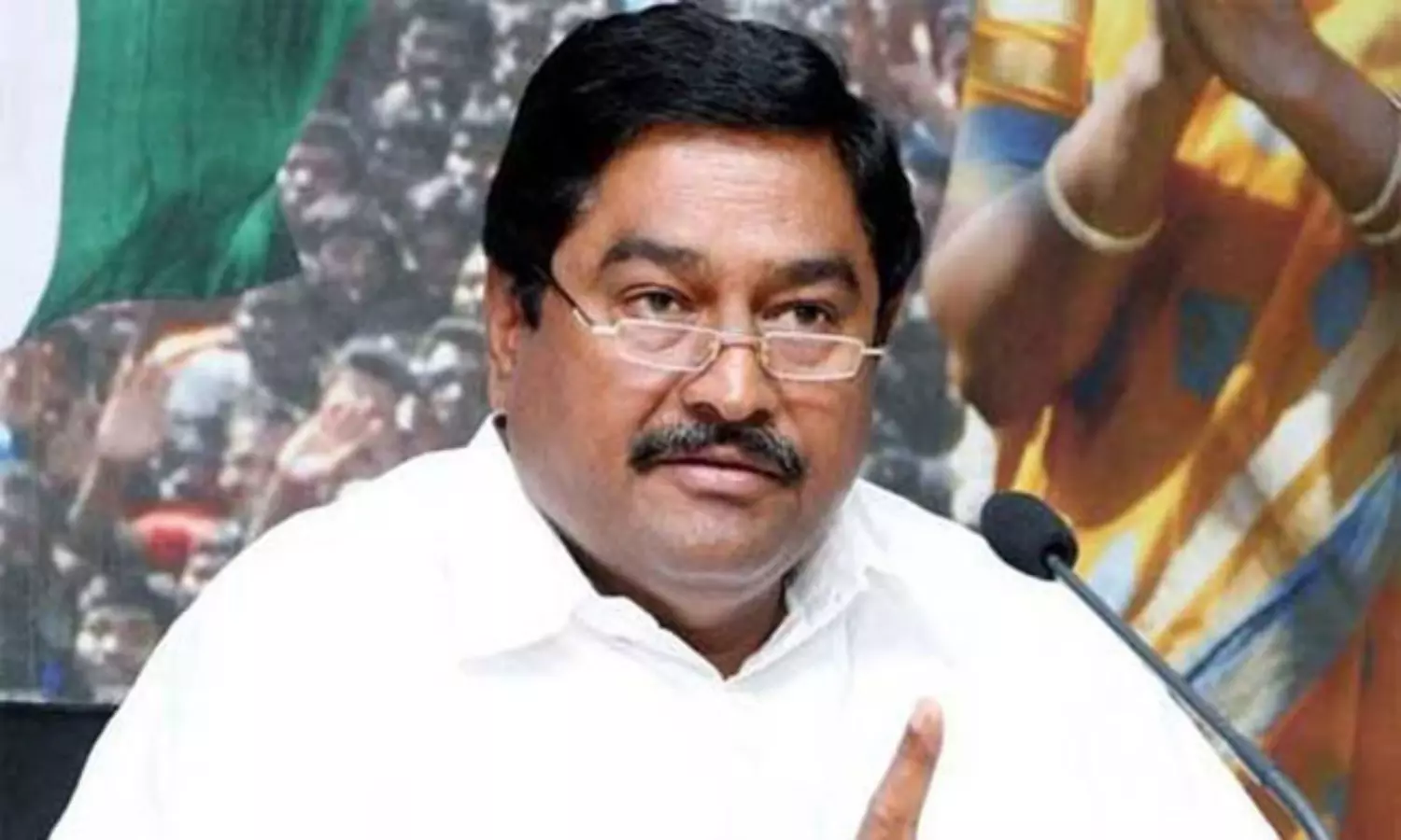 ధర్మాన స్పీక్స్ : అంతా వారిదే పెత్తనం ! ధర్మాన స్పీక్స్ : అంతా వారిదే పెత్తనం !