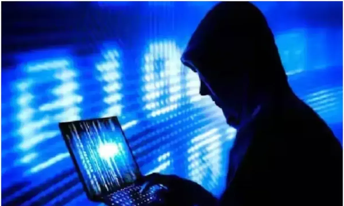 సైబర్ నేరగాళ్లకు చిక్కి ప్రాణాలు కోల్పోయిన రిటైర్డు మహిళా అధికారిణి