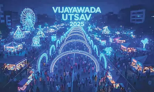 విజయవాడ ఉత్సవాలకు చంద్రబాబు ప్రభుత్వం పని వల్ల.. ఆర్ఎస్ఎస్ Vs బీజేపీ వార్