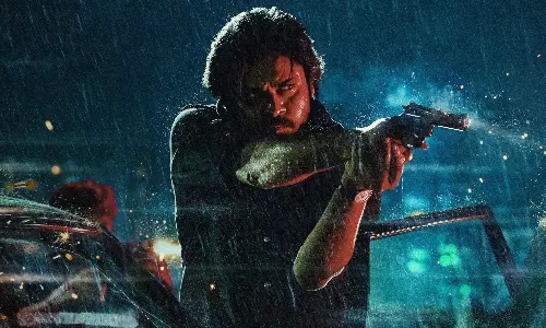 ఓజీ: ఓవర్సీస్ లో అడ్వాన్స్ సేల్స్ హవా.. టాప్ రికార్డ్ లిస్ట్ ఇదే! ఓజీ: ఓవర్సీస్ లో అడ్వాన్స్ సేల్స్ హవా.. టాప్ రికార్డ్ లిస్ట్ ఇదే!