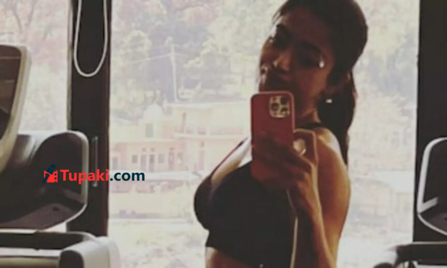 29 ఏళ్ల రష్మిక ఫిట్నెస్ సీక్రెట్ అదేనా?