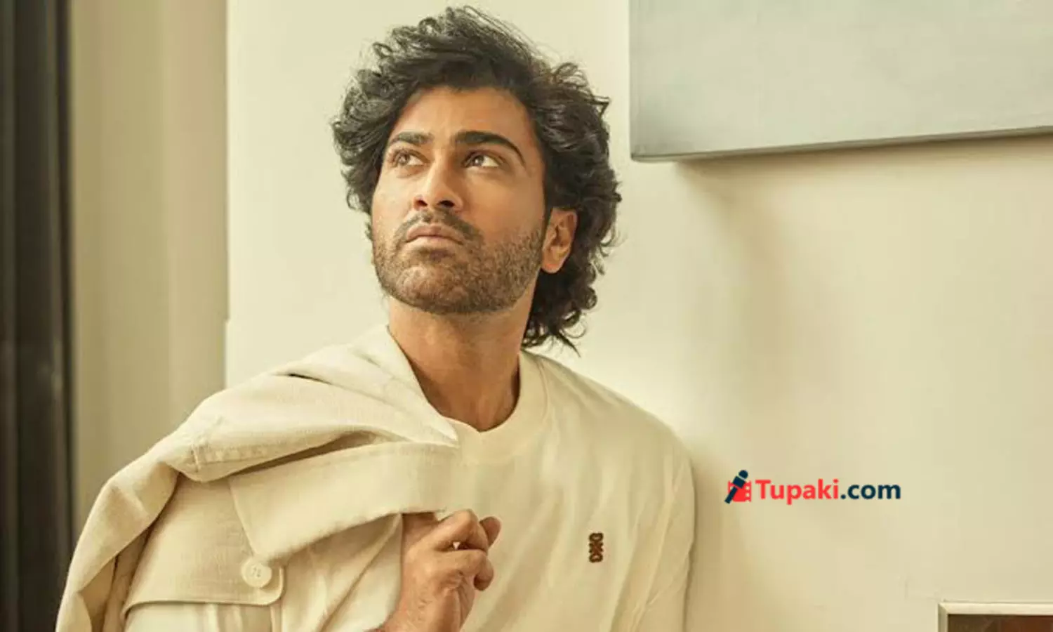 శర్వానంద్ కొత్త లుక్.. OMI బ్రాండ్తో ట్రెండ్ సెట్ చేస్తున్న స్టార్ శర్వానంద్ కొత్త లుక్.. OMI బ్రాండ్తో ట్రెండ్ సెట్ చేస్తున్న స్టార్