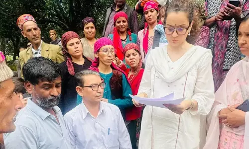 పుండుపై కారం చల్లిన కంగనా.. కనీస సామాజిక స్పృహ లేకపోతే ఎలా మేడం?