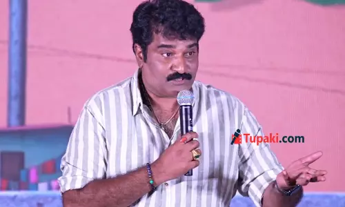 ఒక హిట్ తో ఏకంగా అర‌డ‌జ‌ను లైన్ లో పెట్టేశారా?