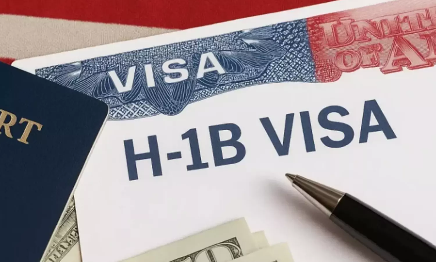 లక్ష డాలర్లు.. హెచ్ 1బీ వీసా ఫీజు.. భారతీయుల మీద సరికొత్త పిడుగు లక్ష డాలర్లు.. హెచ్ 1బీ వీసా ఫీజు.. భారతీయుల మీద సరికొత్త పిడుగు