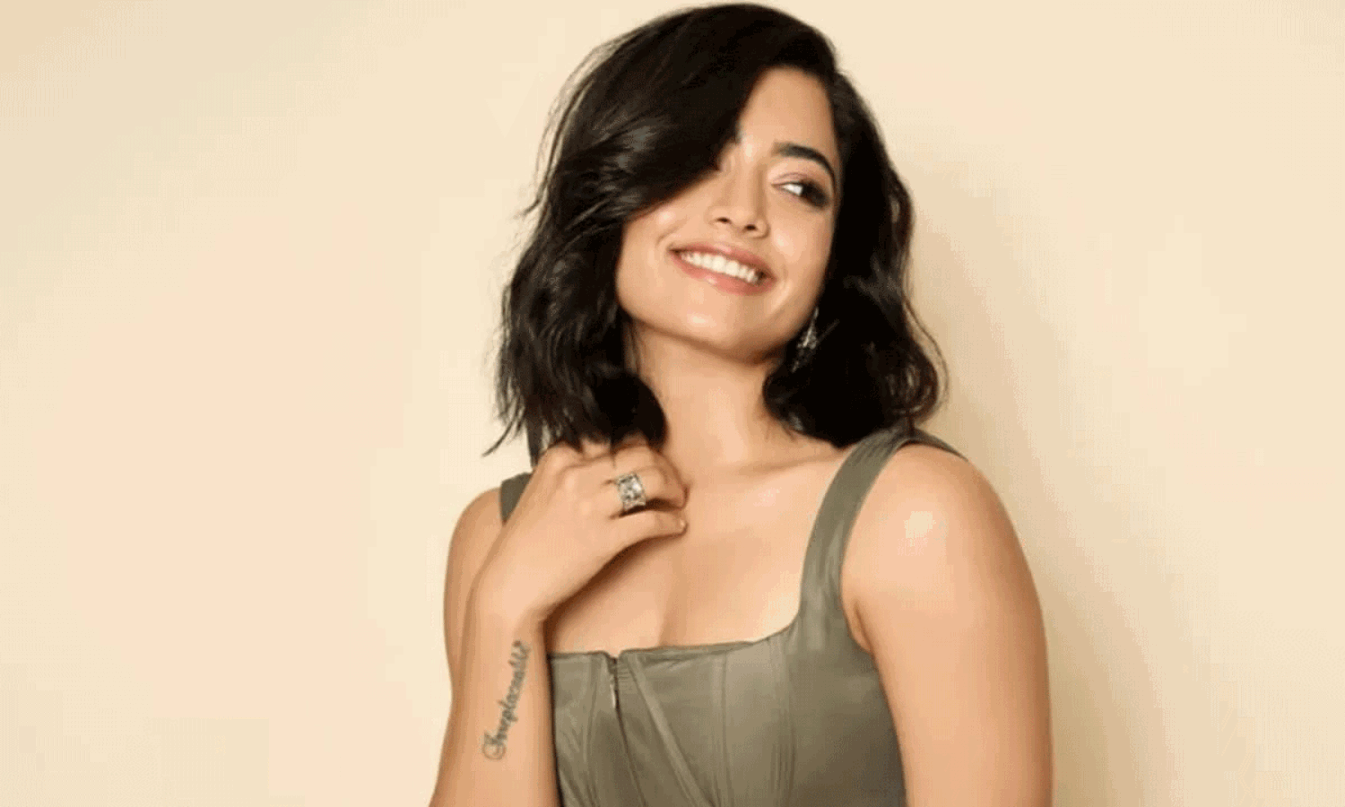 ద‌స‌రా క‌ల్లా నేష‌న‌ల్ క్ర‌ష్ ఎంట్రీ పై క్లారిటీ!