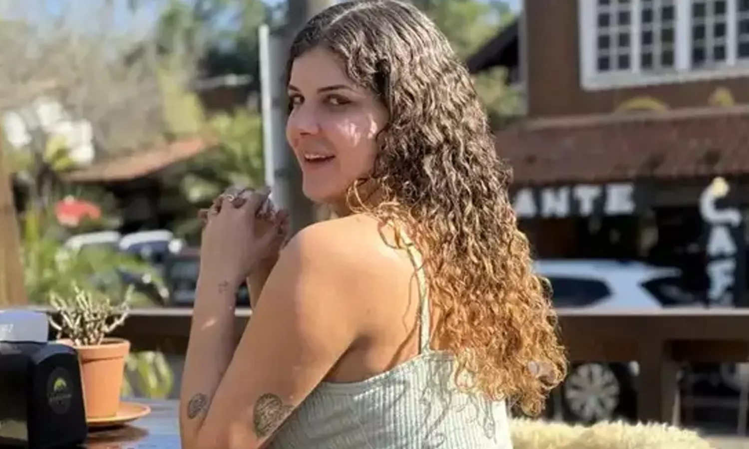 అందమే ఆమెకు శాపం.. 50 ఇంటర్వ్యూలలో విఫలం.. ఆవేదన వ్యక్తం చేస్తున్న యువతి!