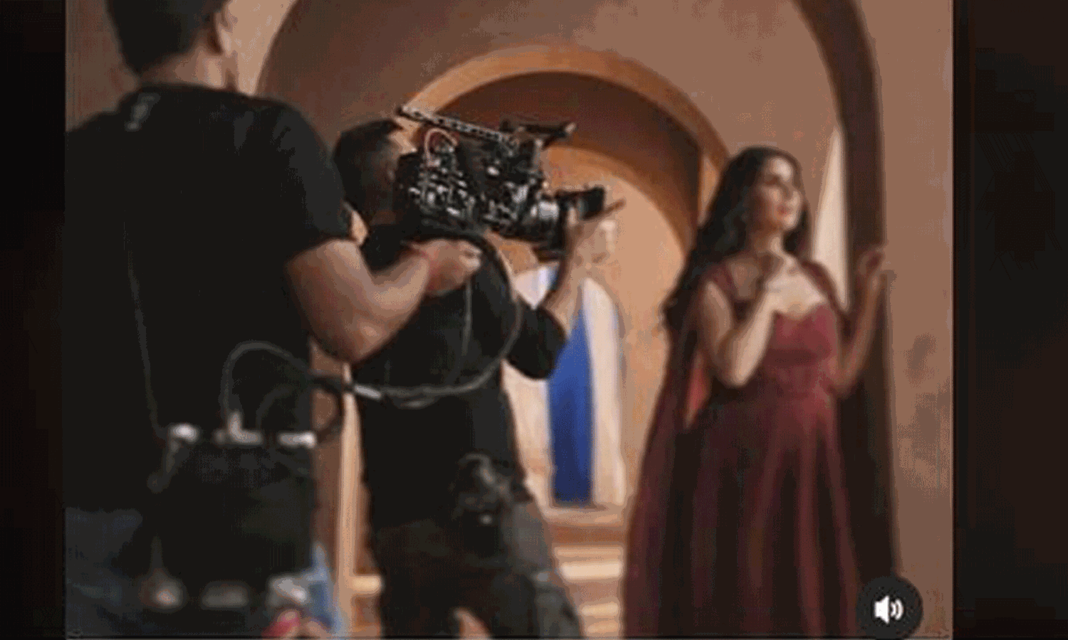 కత్రినా బేబీ బంప్ ఫోటోషూట్ వైరల్.. ఎంత క్యూట్ గా ఉందో!