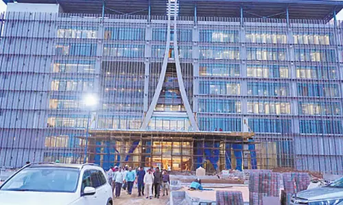 రాజధాని రైతు గోడు వినిపిస్తోందా? భూదాతలపై సీఆర్డీఏ అంతులేని నిర్లక్ష్యం