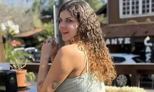 అందమే ఆమెకు శాపం.. 50 ఇంటర్వ్యూలలో విఫలం.. ఆవేదన వ్యక్తం చేస్తున్న యువతి!